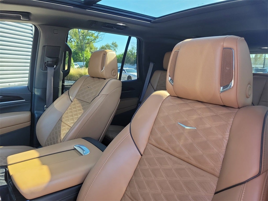 2021 Cadillac Escalade Premium Luxury