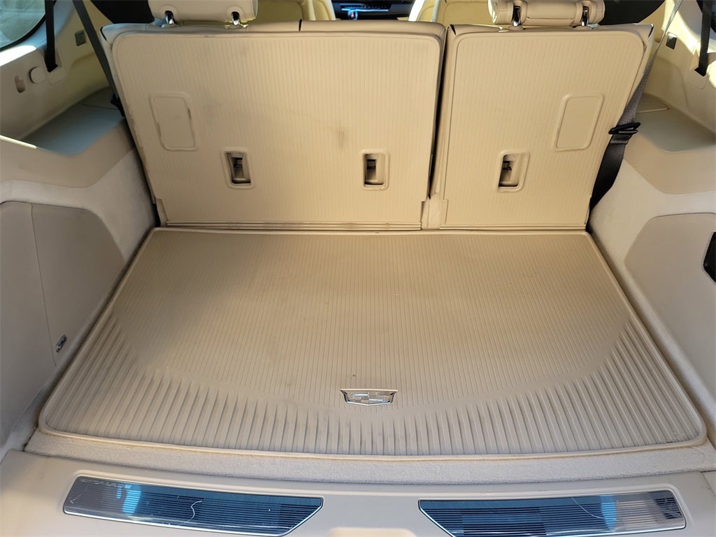 2023 Cadillac Escalade ESV Premium