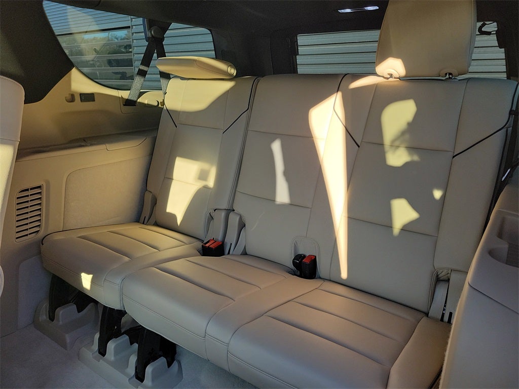 2023 Cadillac Escalade ESV Premium