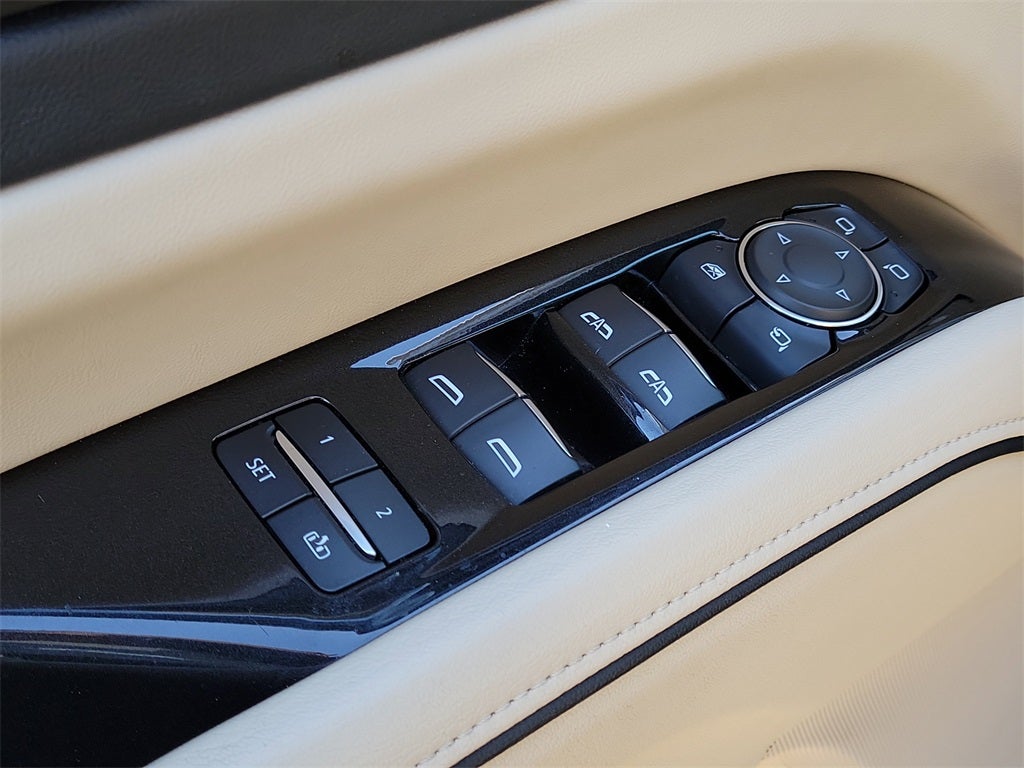 2023 Cadillac Escalade ESV Premium