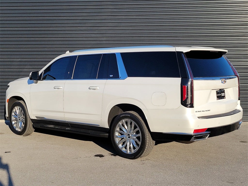 2023 Cadillac Escalade ESV Premium
