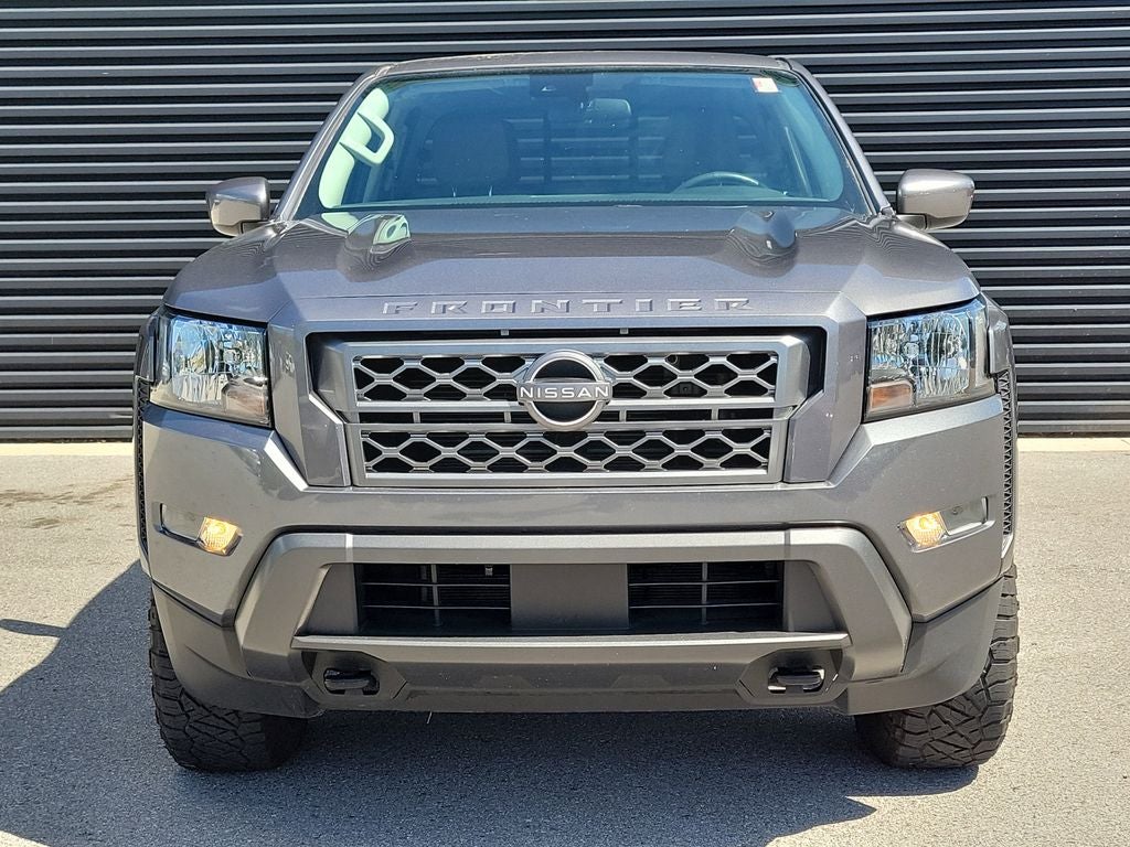 2022 Nissan Frontier SV