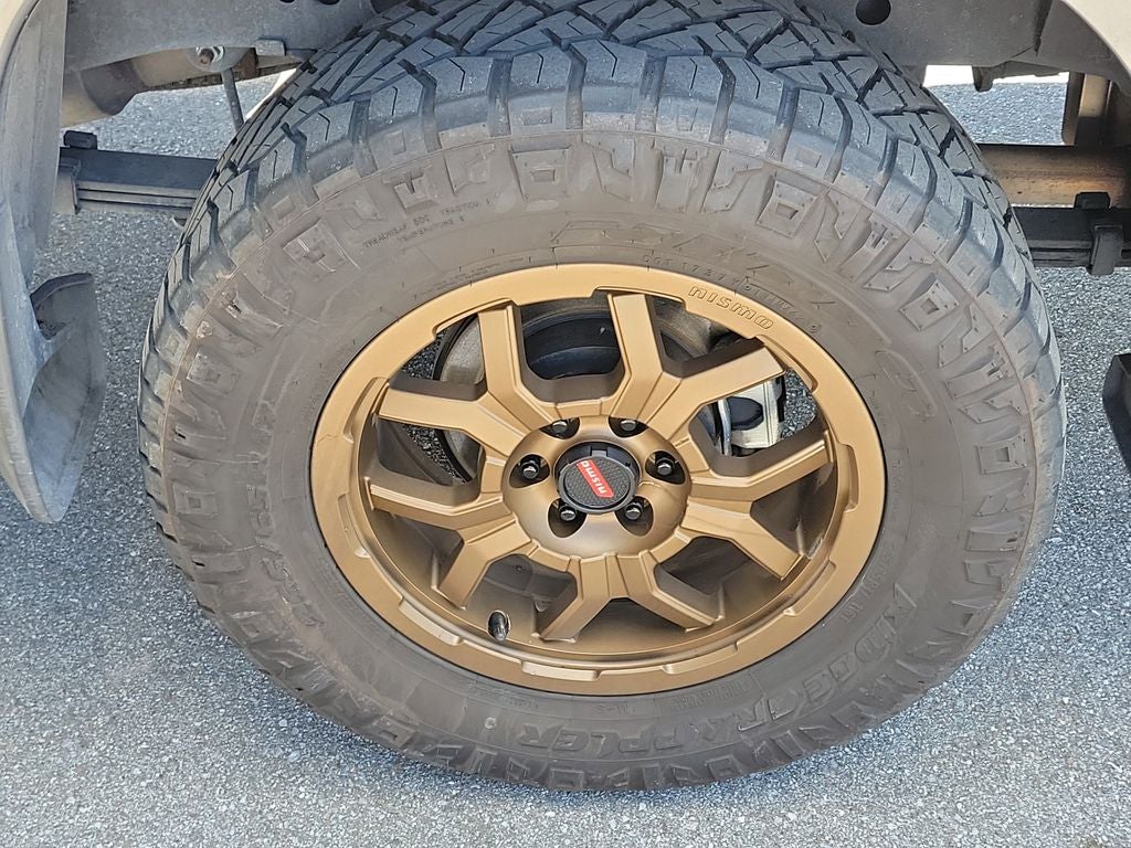 2022 Nissan Frontier SV