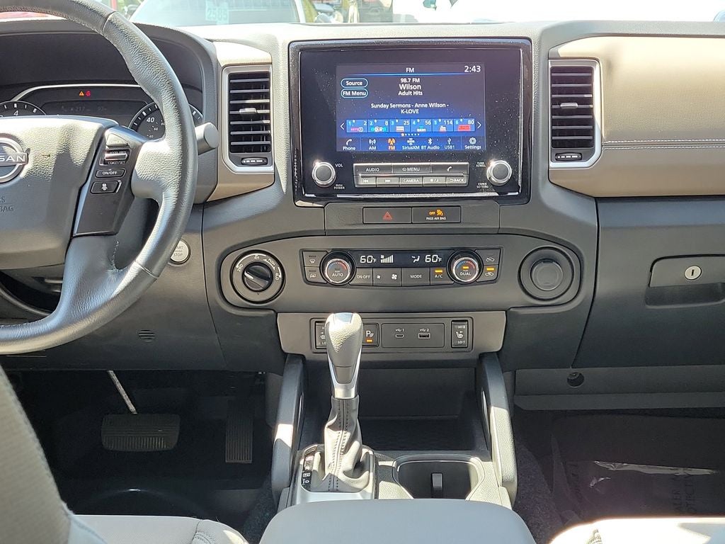 2022 Nissan Frontier SV