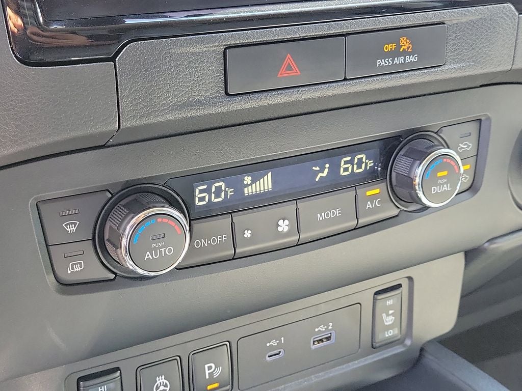 2022 Nissan Frontier SV