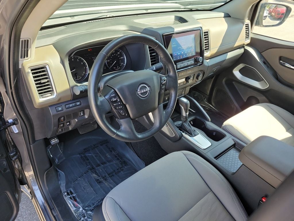 2022 Nissan Frontier SV