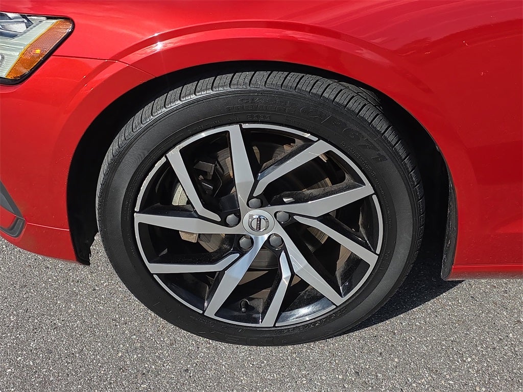 2020 Volvo S60 T5 Momentum