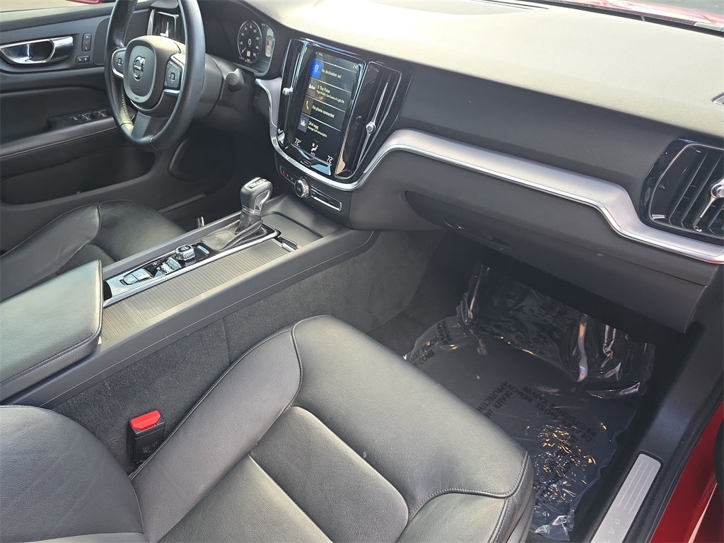 2020 Volvo S60 T5 Momentum
