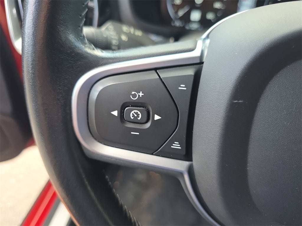 2020 Volvo S60 T5 Momentum