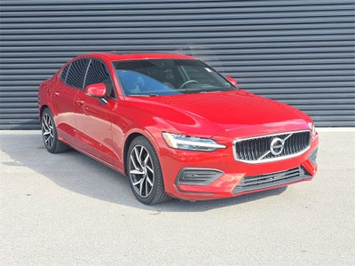 2020 Volvo S60 T5 Momentum