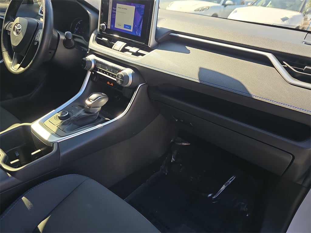 2023 Toyota RAV4 Hybrid SE