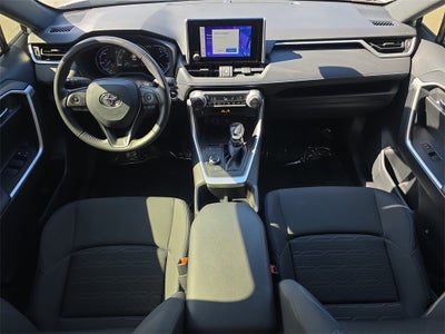 2023 Toyota RAV4 Hybrid SE