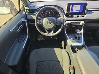 2023 Toyota RAV4 Hybrid SE