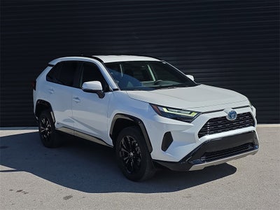 2023 Toyota RAV4 Hybrid SE