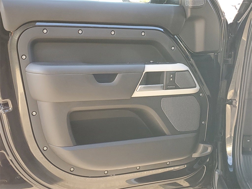 2021 Land Rover Defender 110 X-Dynamic HSE