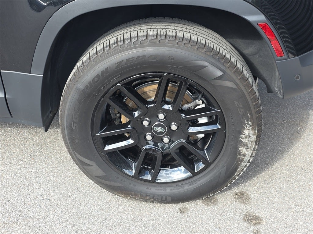 2024 Land Rover Defender 90 S