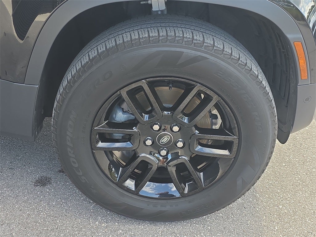 2024 Land Rover Defender 90 S