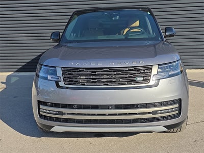 2025 Land Rover Range Rover SE