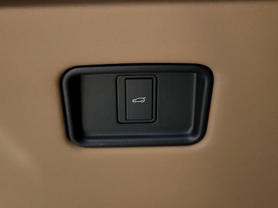 2025 Land Rover Range Rover SE LWB