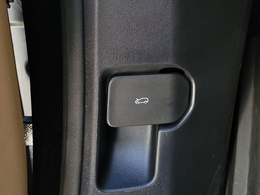 2025 Land Rover Range Rover SE LWB