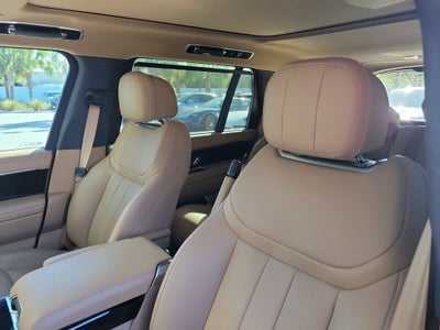 2025 Land Rover Range Rover SE LWB