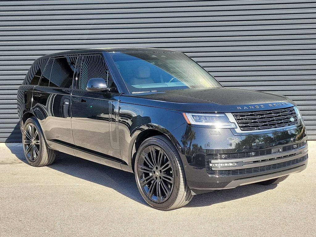 2025 Land Rover Range Rover SE LWB