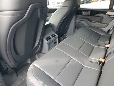 2024 INEOS Grenadier Fieldmaster Edition