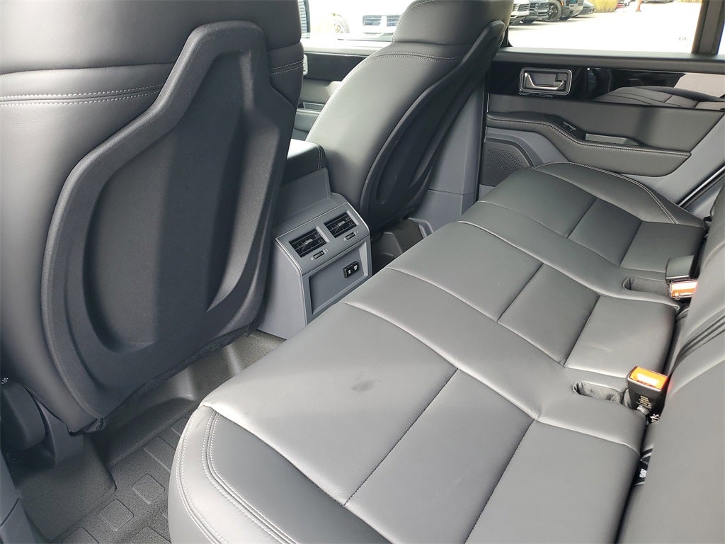 2024 INEOS Grenadier Fieldmaster Edition