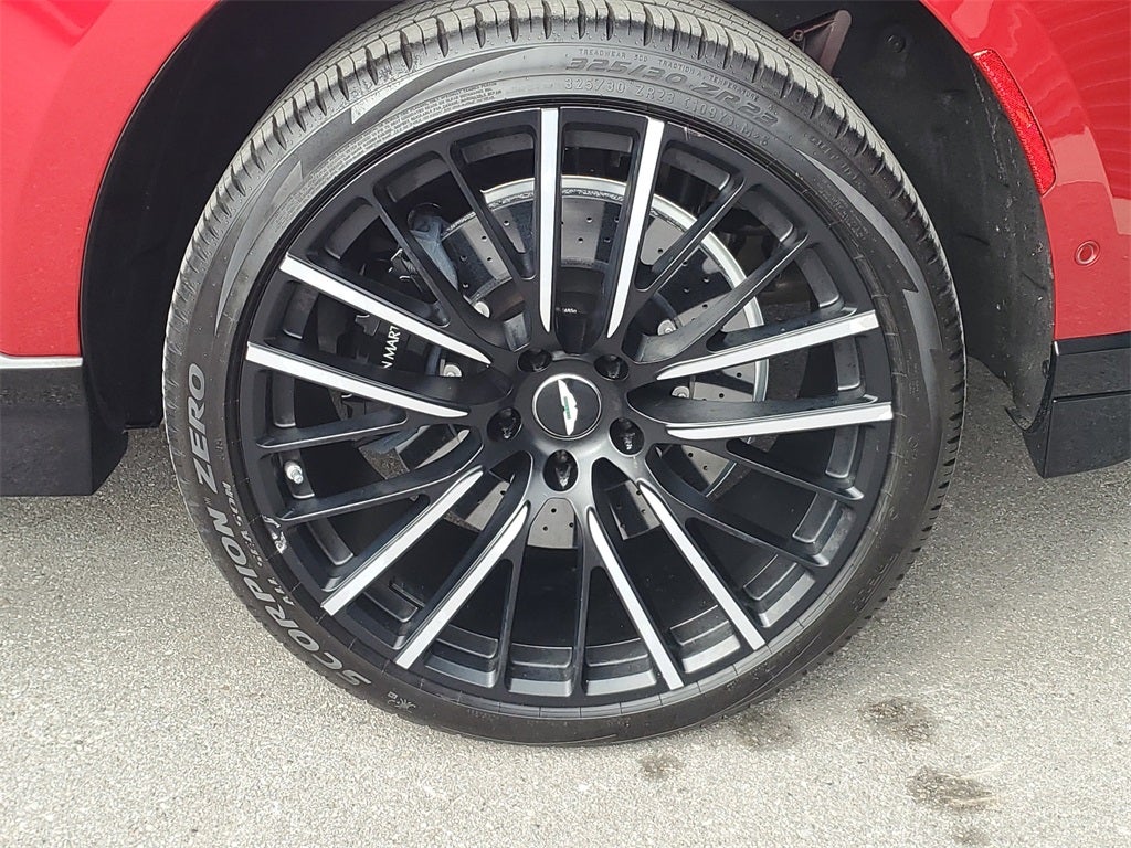 2024 Aston Martin DBX 707