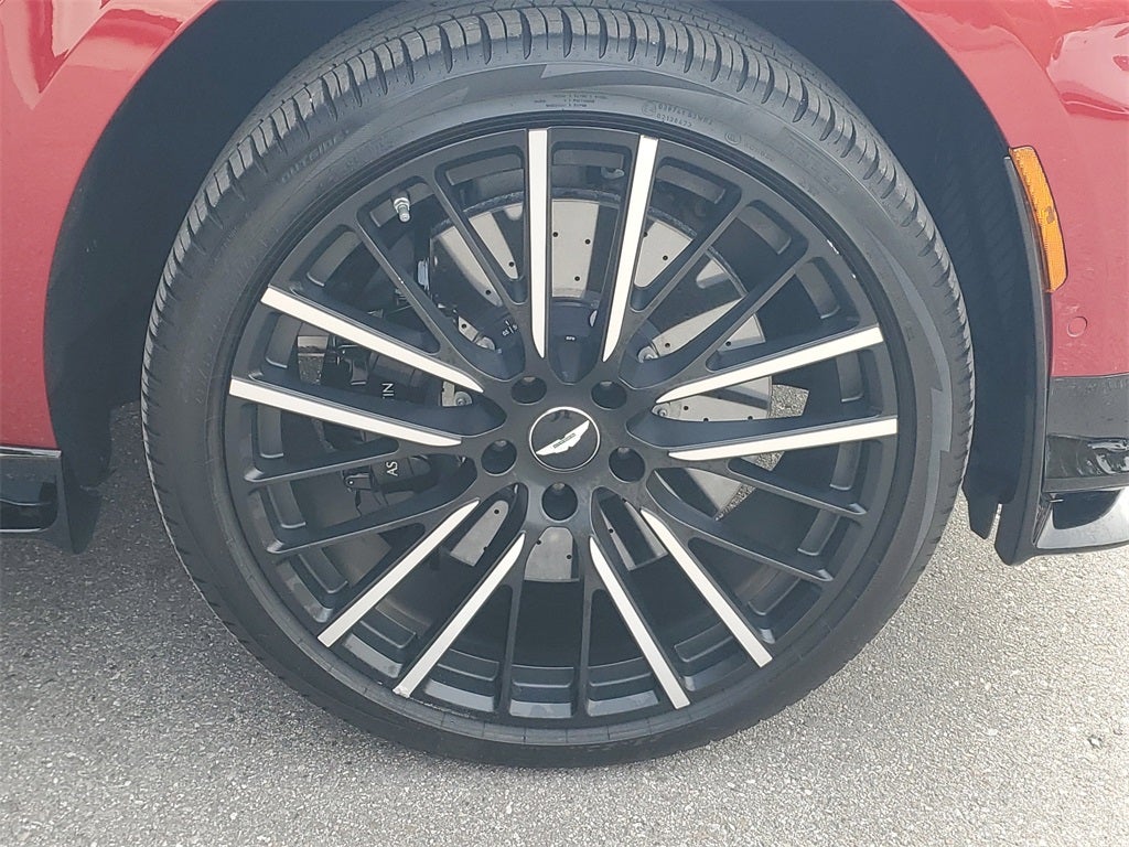 2024 Aston Martin DBX 707