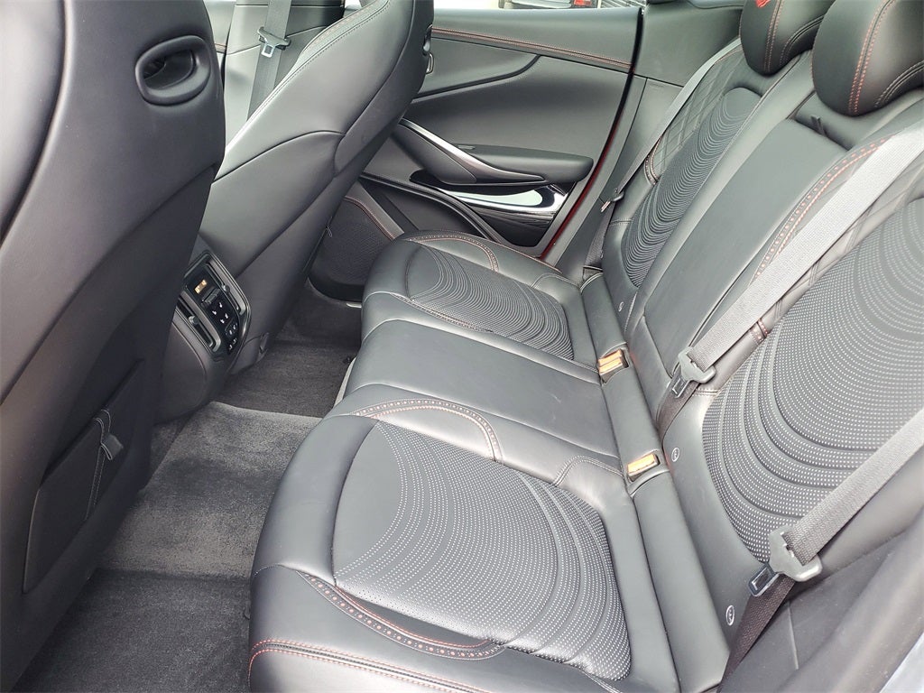 2024 Aston Martin DBX 707