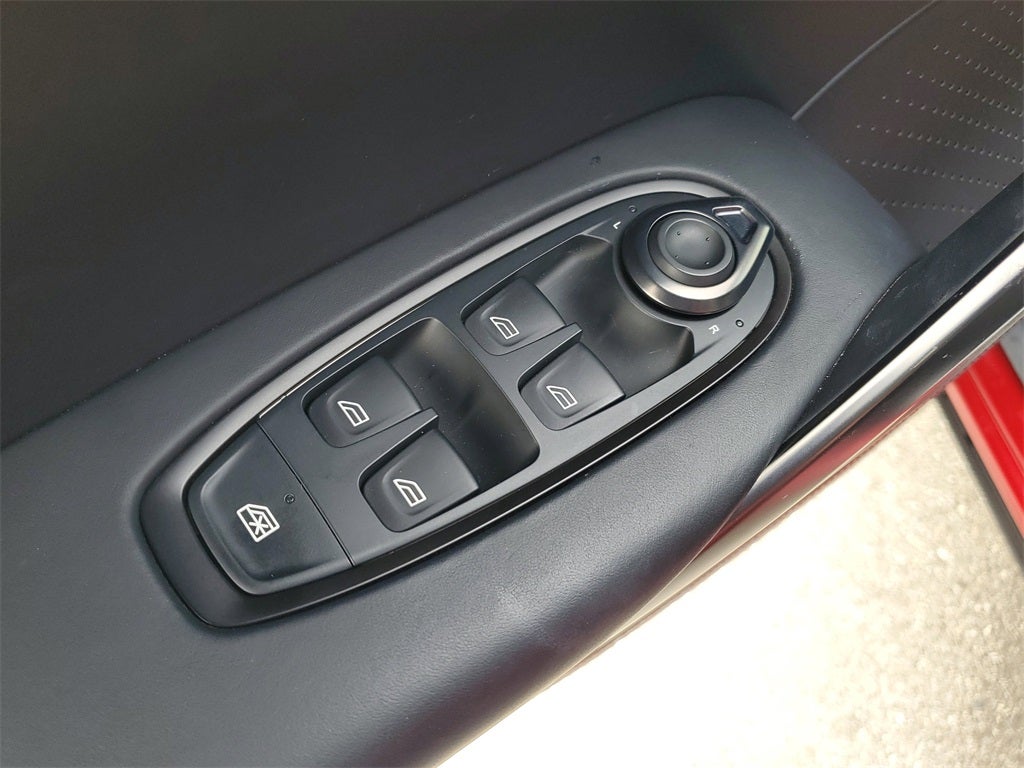 2024 Aston Martin DBX 707