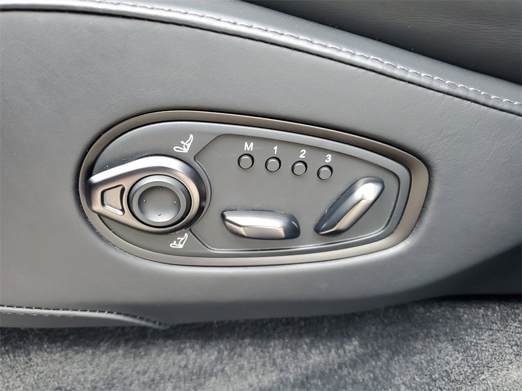 2024 Aston Martin DBX 707