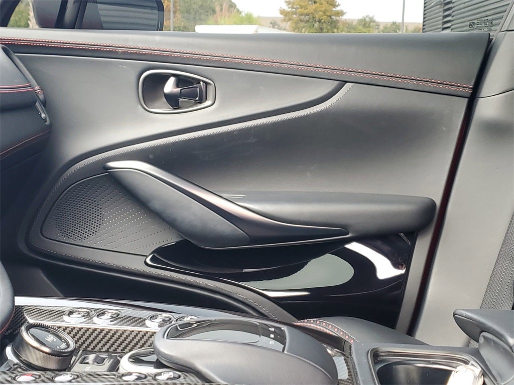 2024 Aston Martin DBX 707
