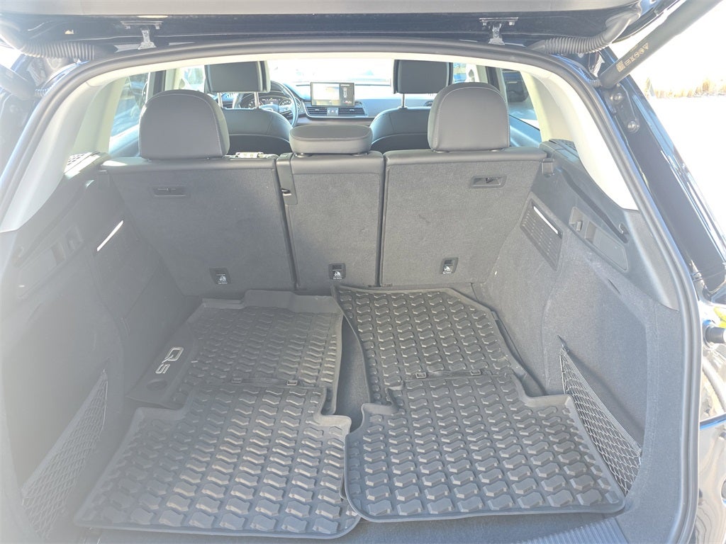 2022 Audi Q5 40 Premium quattro