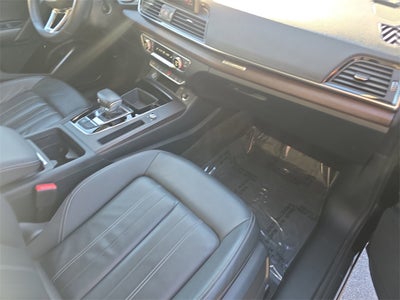 2022 Audi Q5 40 Premium quattro