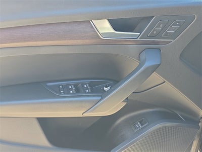 2022 Audi Q5 40 Premium quattro