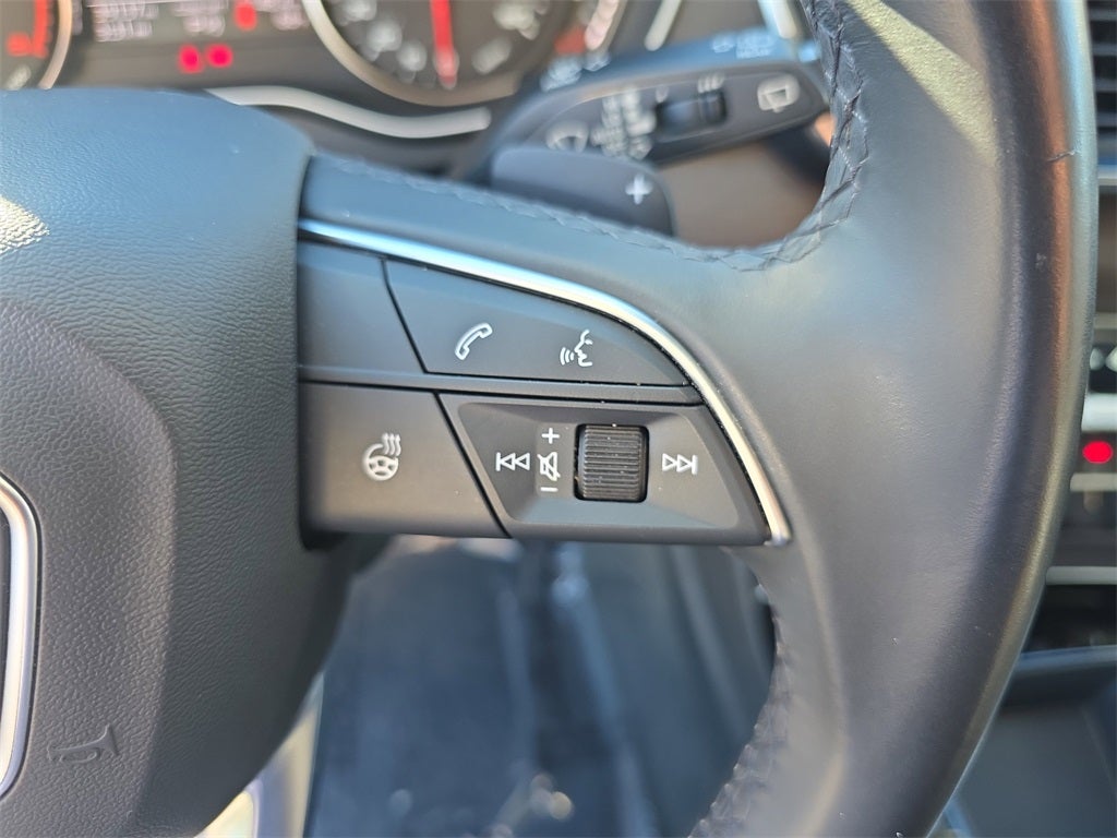 2022 Audi Q5 40 Premium quattro