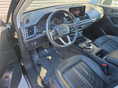 2022 Audi Q5 40 Premium quattro