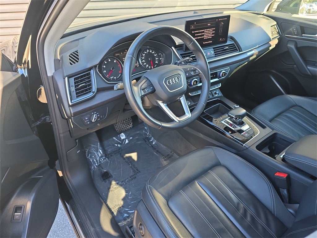2022 Audi Q5 40 Premium quattro