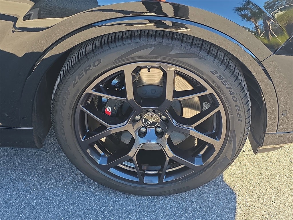 2025 Audi SQ7 Premium Plus quattro