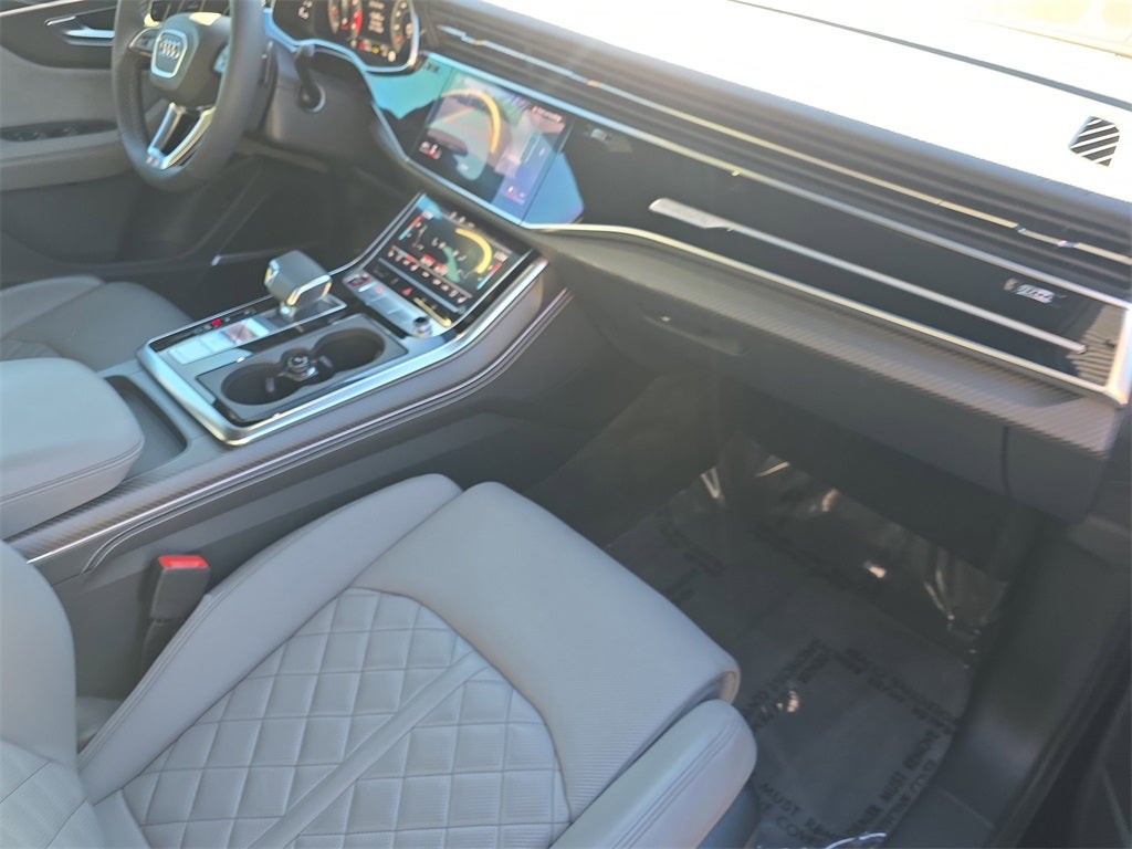 2025 Audi SQ7 Premium Plus quattro