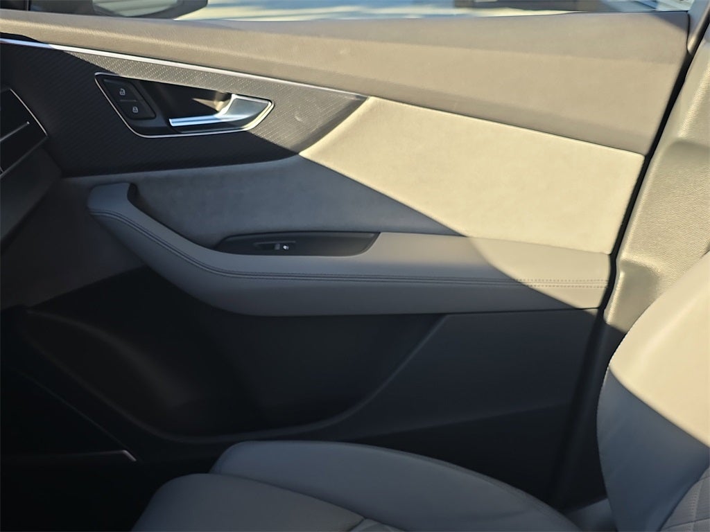 2025 Audi SQ7 Premium Plus quattro