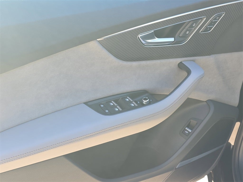 2025 Audi SQ7 Premium Plus quattro