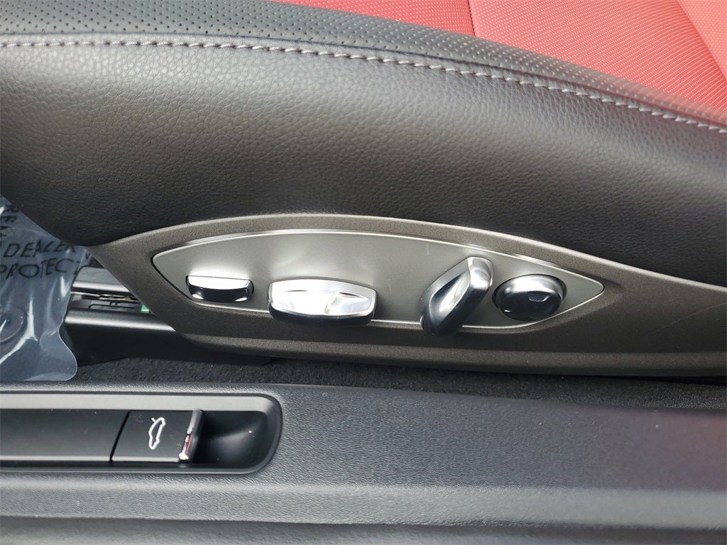 2024 Porsche 718 Cayman Base