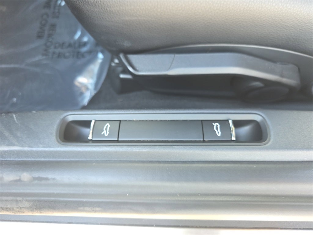 2024 Porsche 718 Cayman Style Edition