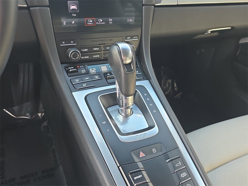 2024 Porsche 718 Cayman Style Edition