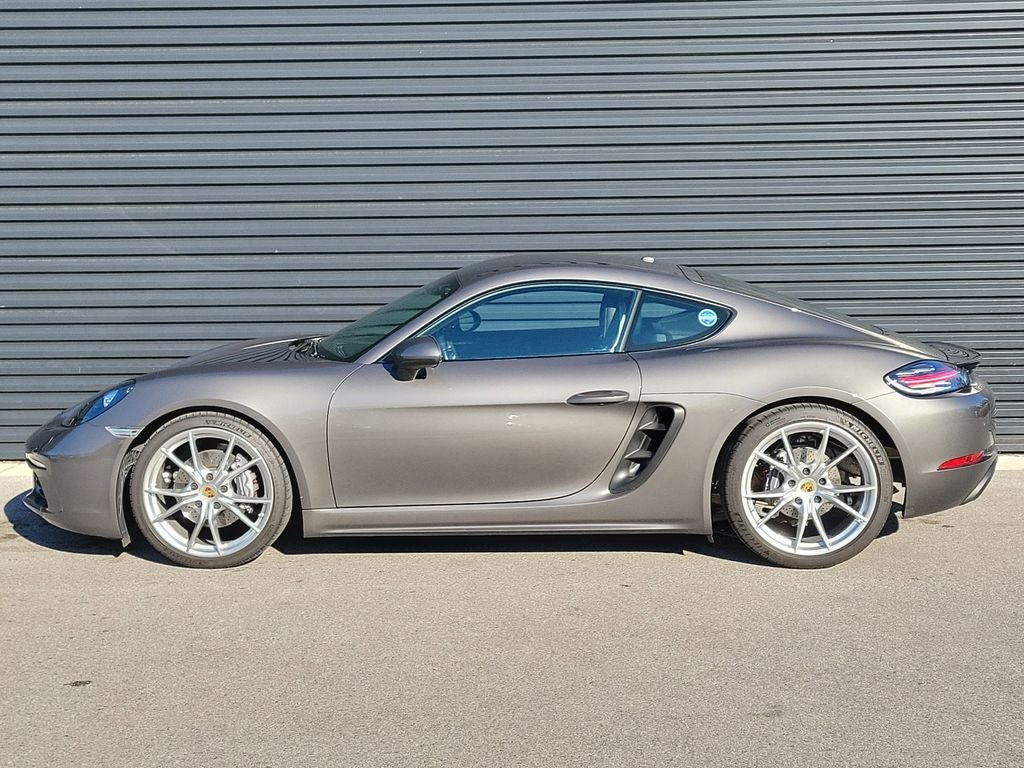 2018 Porsche 718 Cayman Base