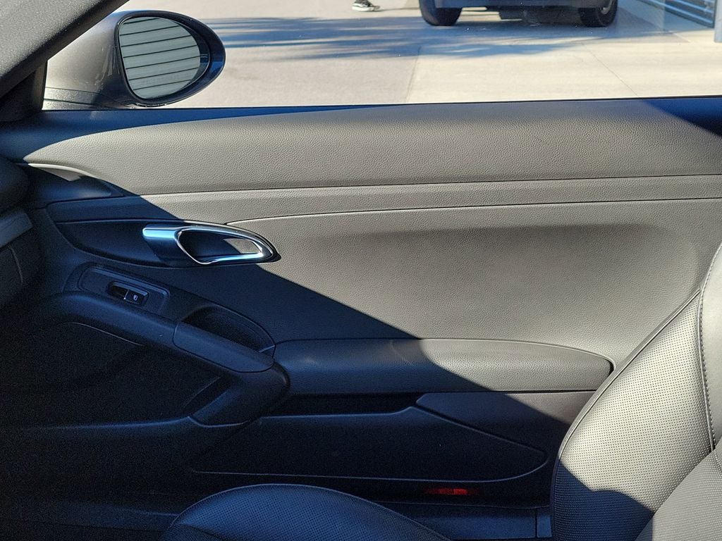 2018 Porsche 718 Cayman Base