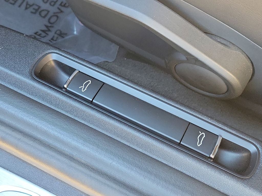 2018 Porsche 718 Cayman Base